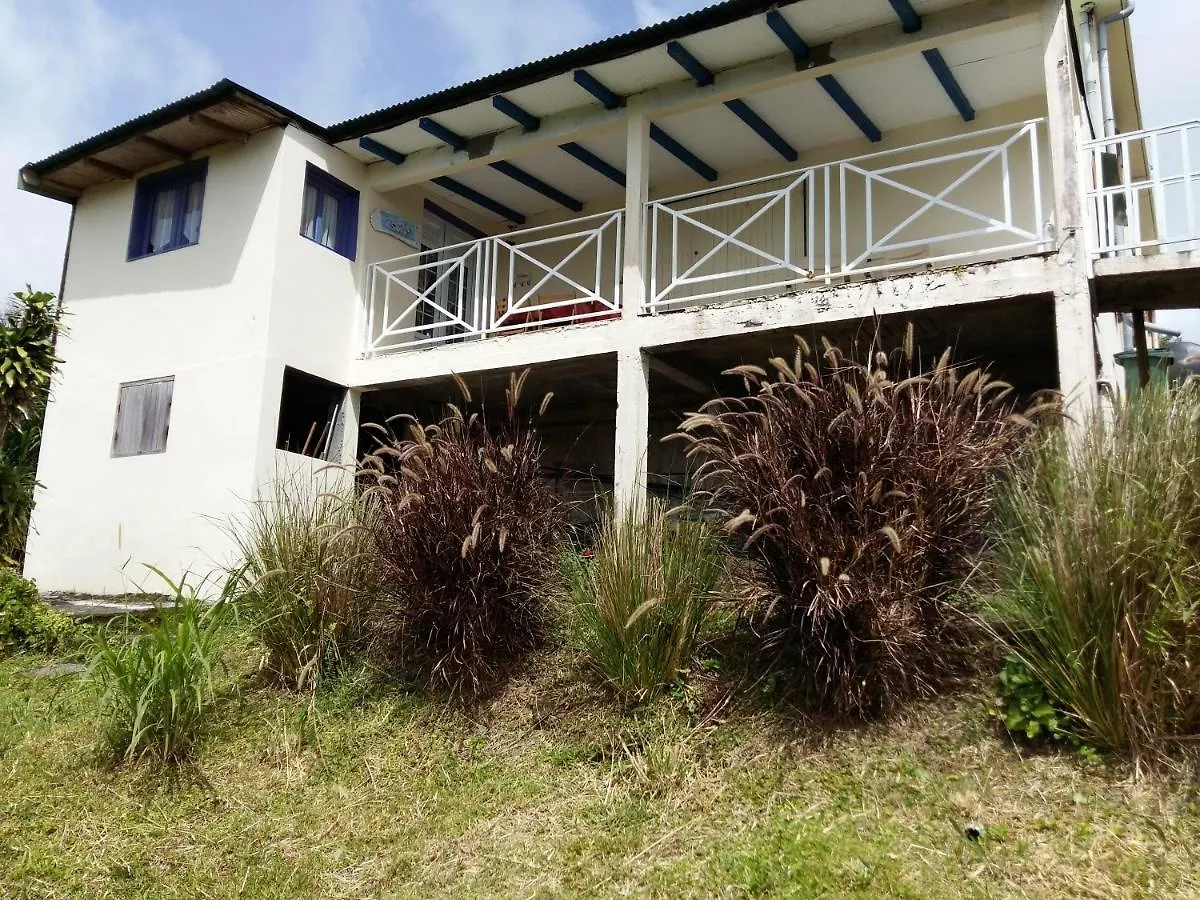 Vila Les Pimentiers De Papaye Saint-Claude
